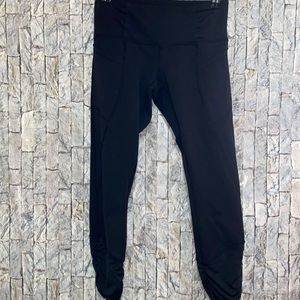 Lululemon black leggings 4